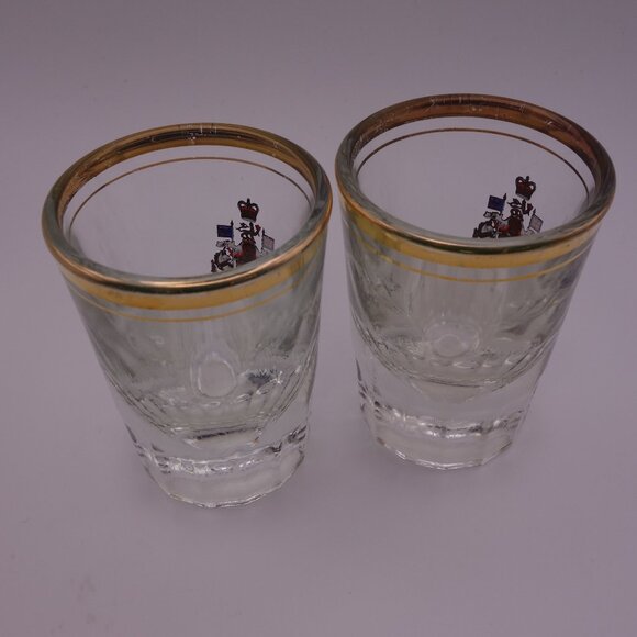 Set of Two(2) Canada A Mari usque ad Mare Shot Glasses with Gold Rim - Picture 3 of 11